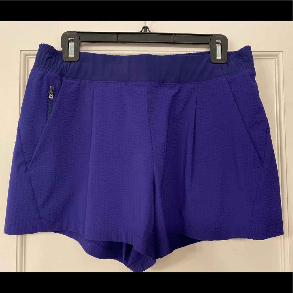 Athleta Brooklyn Textured Shorts, Blue, Size 8